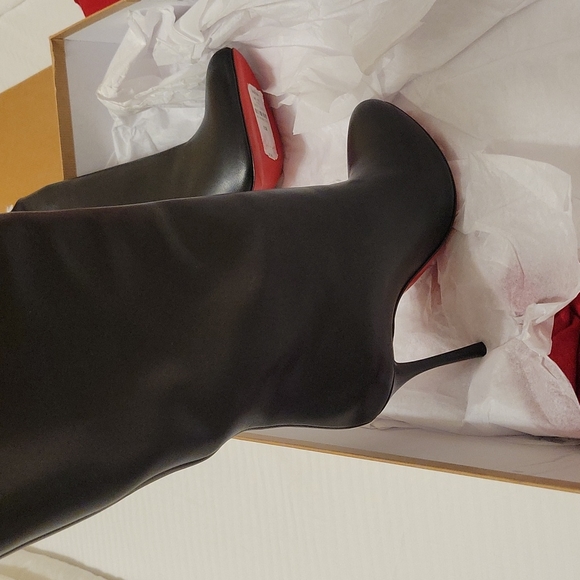 Christian Louboutin Vitish 100 CALF Knee- High Boots/Booties - Brand New - Picture 3 of 8